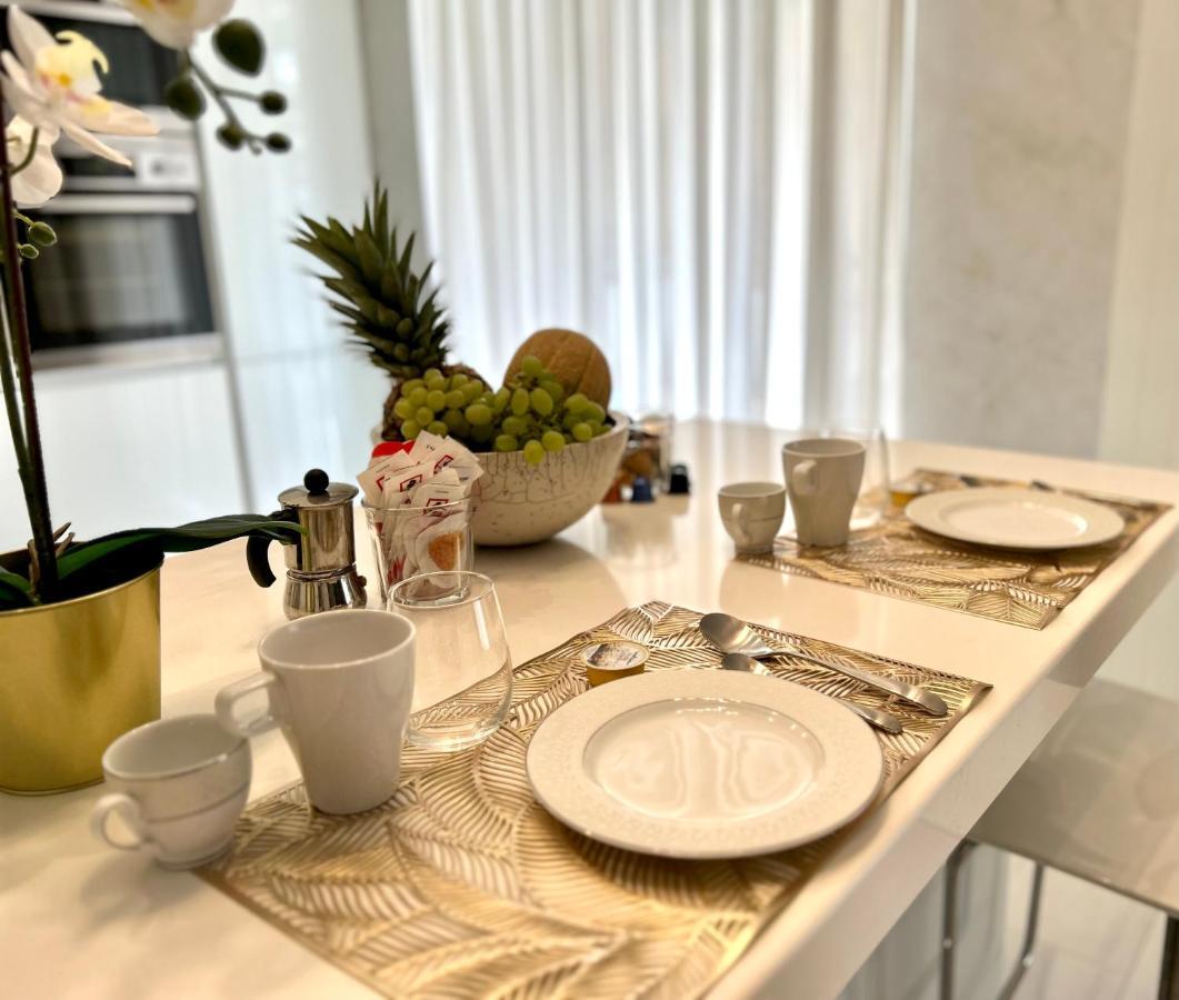 Sismondi New Apt Milan Bagian luar foto