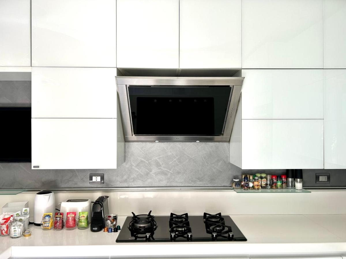 Sismondi New Apt Milan Bagian luar foto